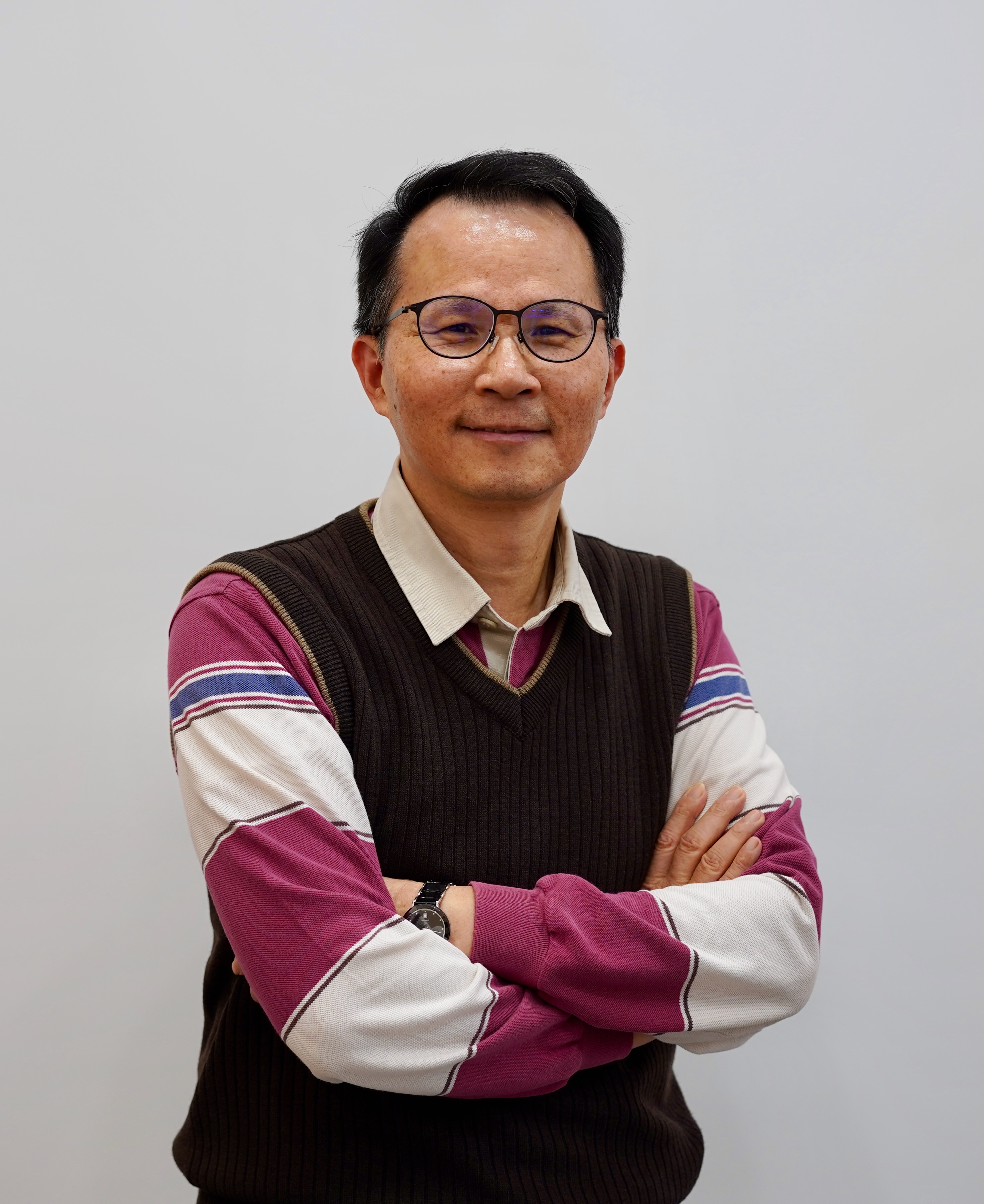 “吳子嘉教授照片"