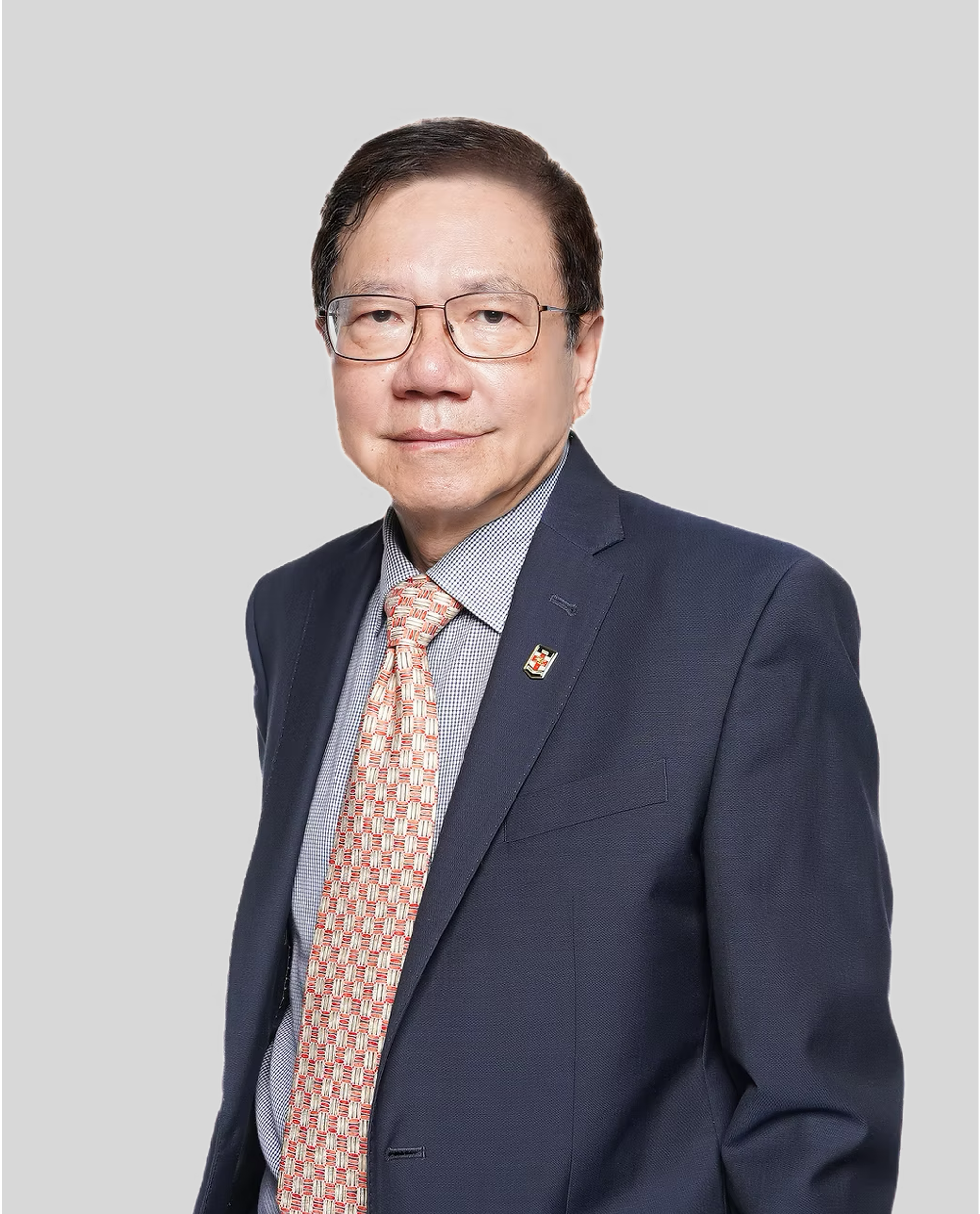 “陳立業教授照片"